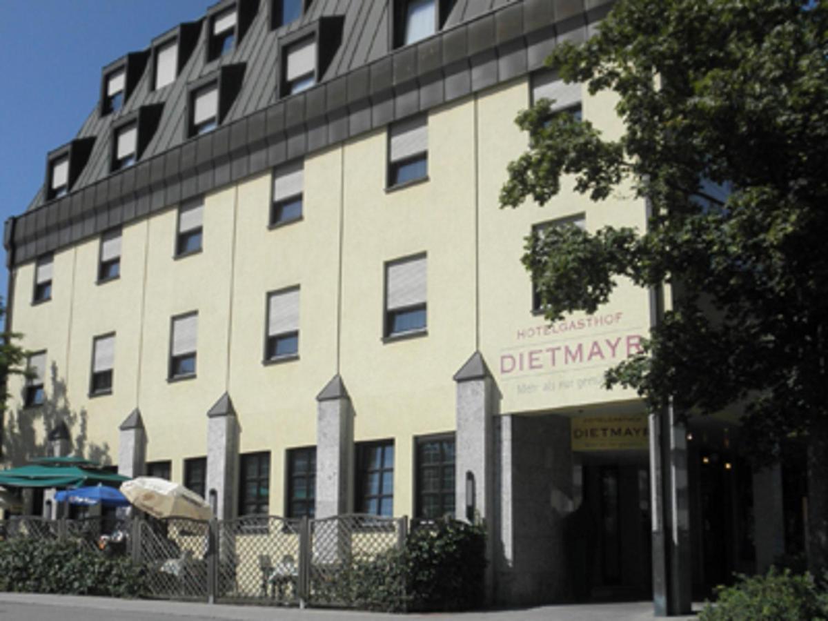 Hotel Dietmayr Ноймаркт  Экстерьер фото