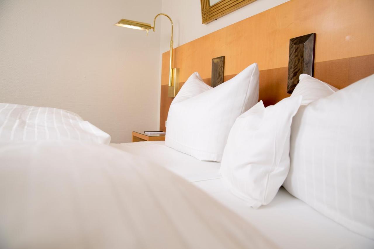 Hotel Dietmayr Ноймаркт  Экстерьер фото